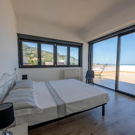 Appartamento The Penthouse In Cefalù